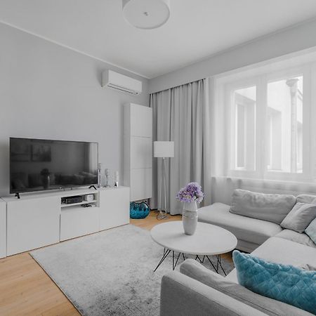 Unitapartament Delux Warszawa Centrum Blisko Plac Zbawiciela Hala Koszyki Metro Politechnika Jest To Elegancki I Wygodny Apartament Na Noclegi I Pobyt W Warszawie - Zapraszamy Экстерьер фото